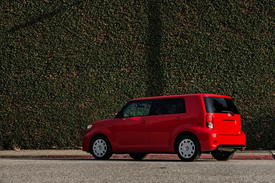  Scion xB 2014 года  (фото 19 из 25)